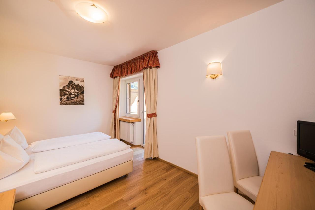 Hotel Waldheim Sexten Zewnętrze zdjęcie